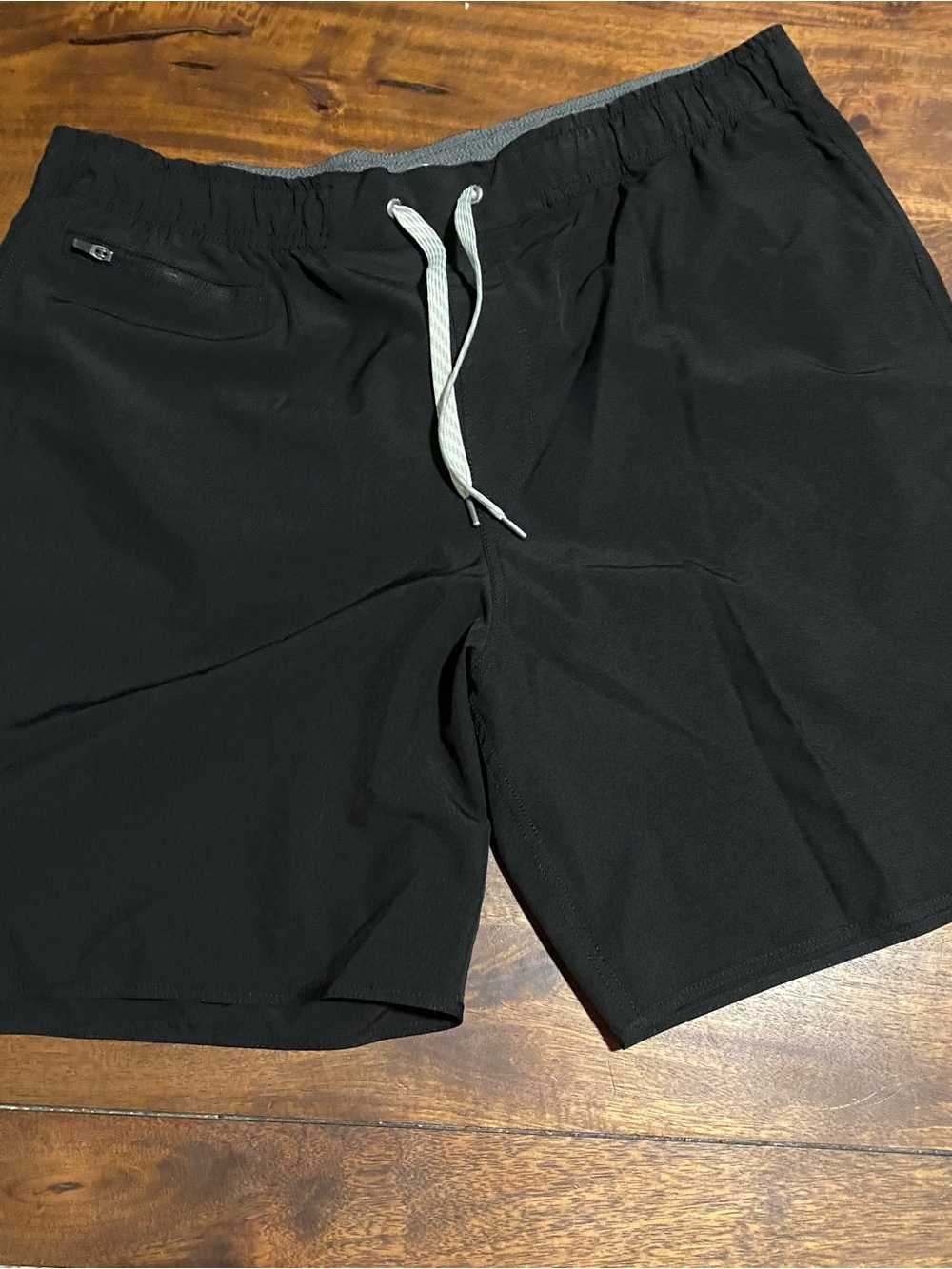 Vuori Black Athletic Drawstring Shorts with Gray Waistband